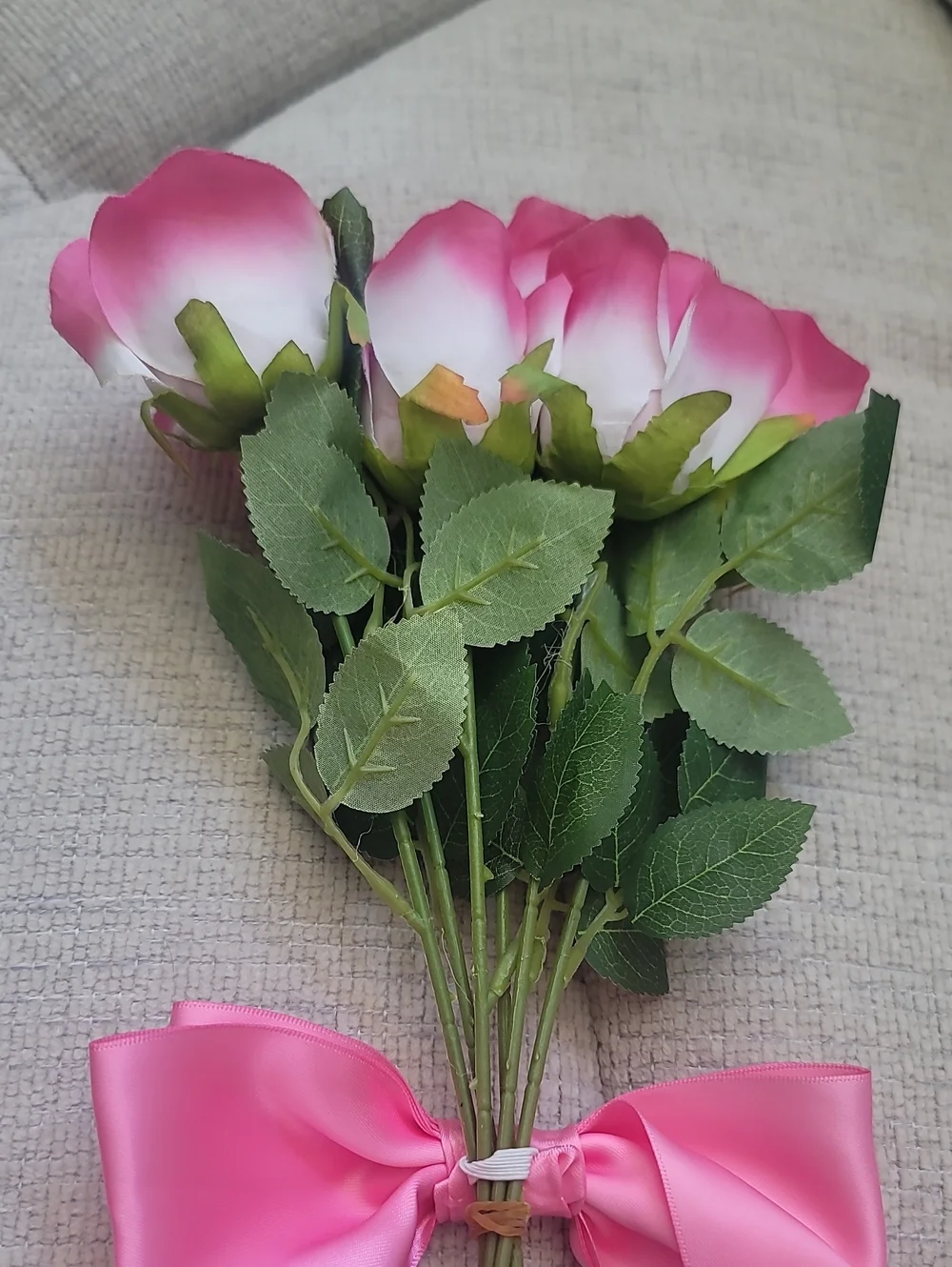 NWOT Pink Artificial Rose Bouquet with Satin Bow